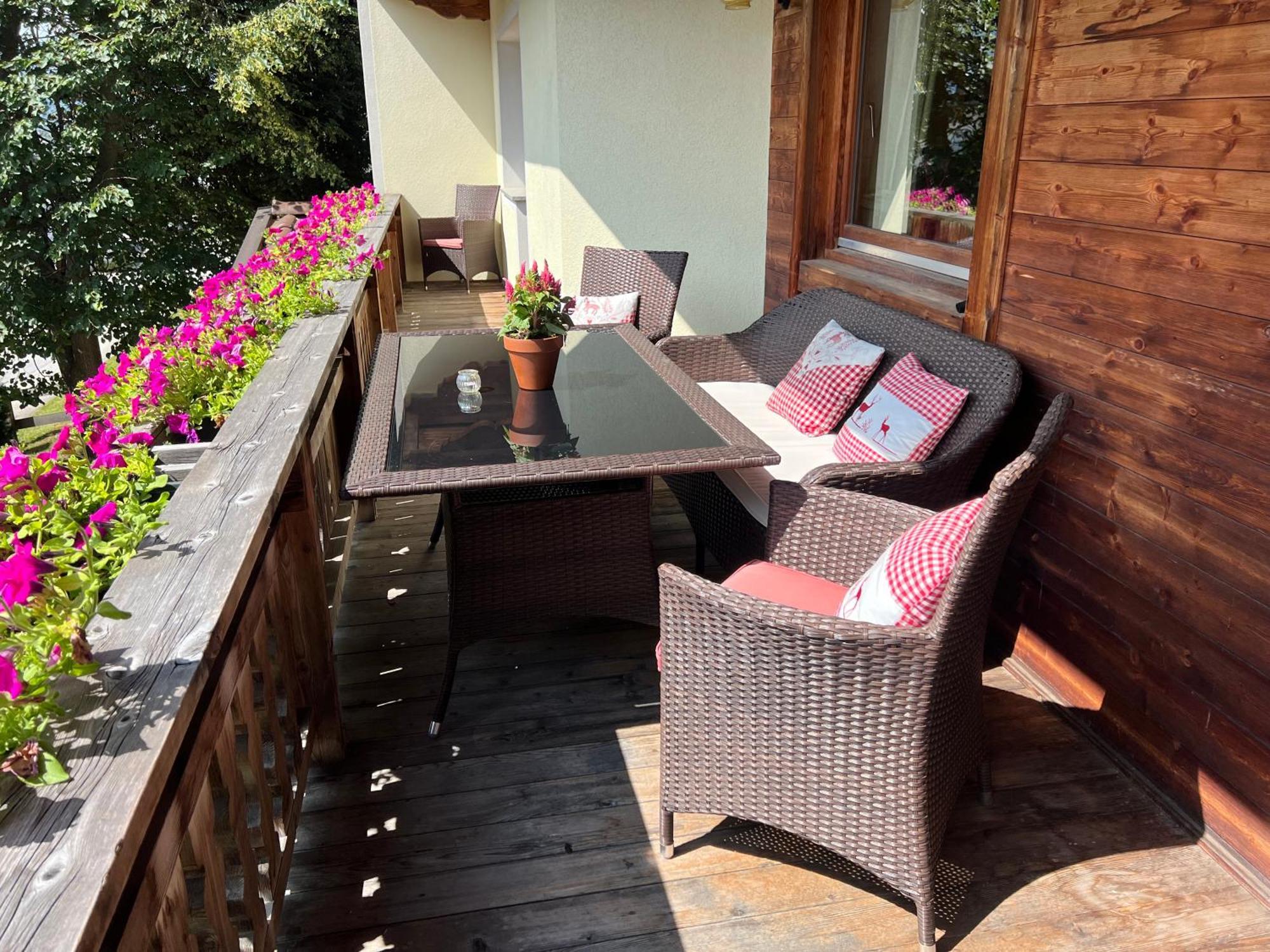 Ferienwohnung Platzhirsch Panorama View Balkon, Gartensauna, Garten, Grillplatz Stumm Exterior foto